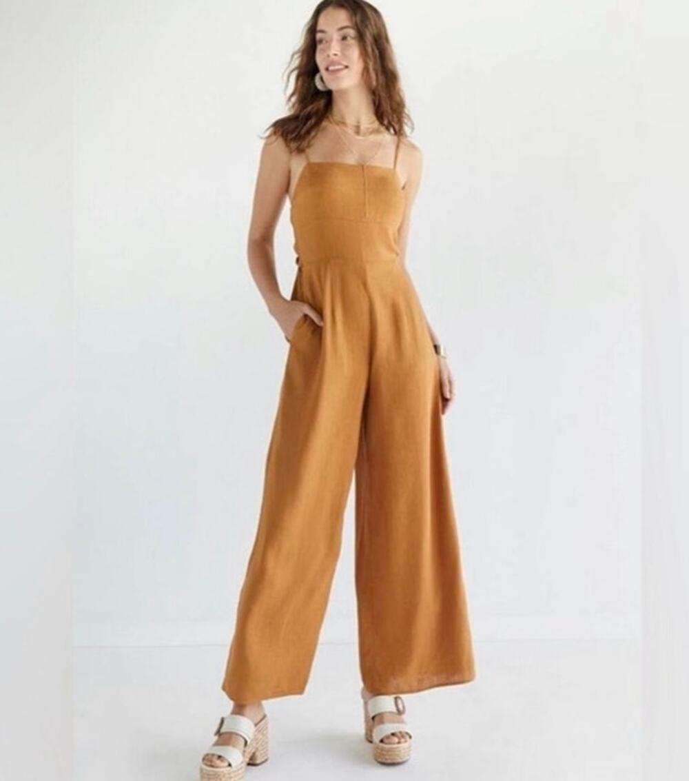 Audrey Francesca’s Camel Linen Blend Wide Leg Cropped Jumpsuit Size M